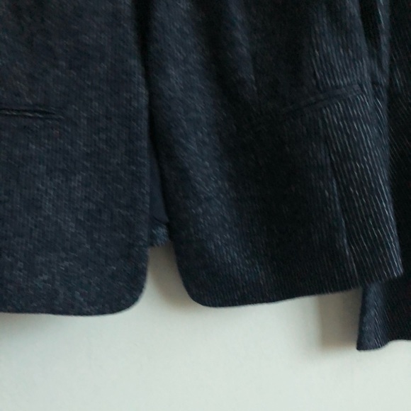 Anthropologie Cartonnier Pinstriped Flounced-Sleeve Blazer - Picture 4 of 8